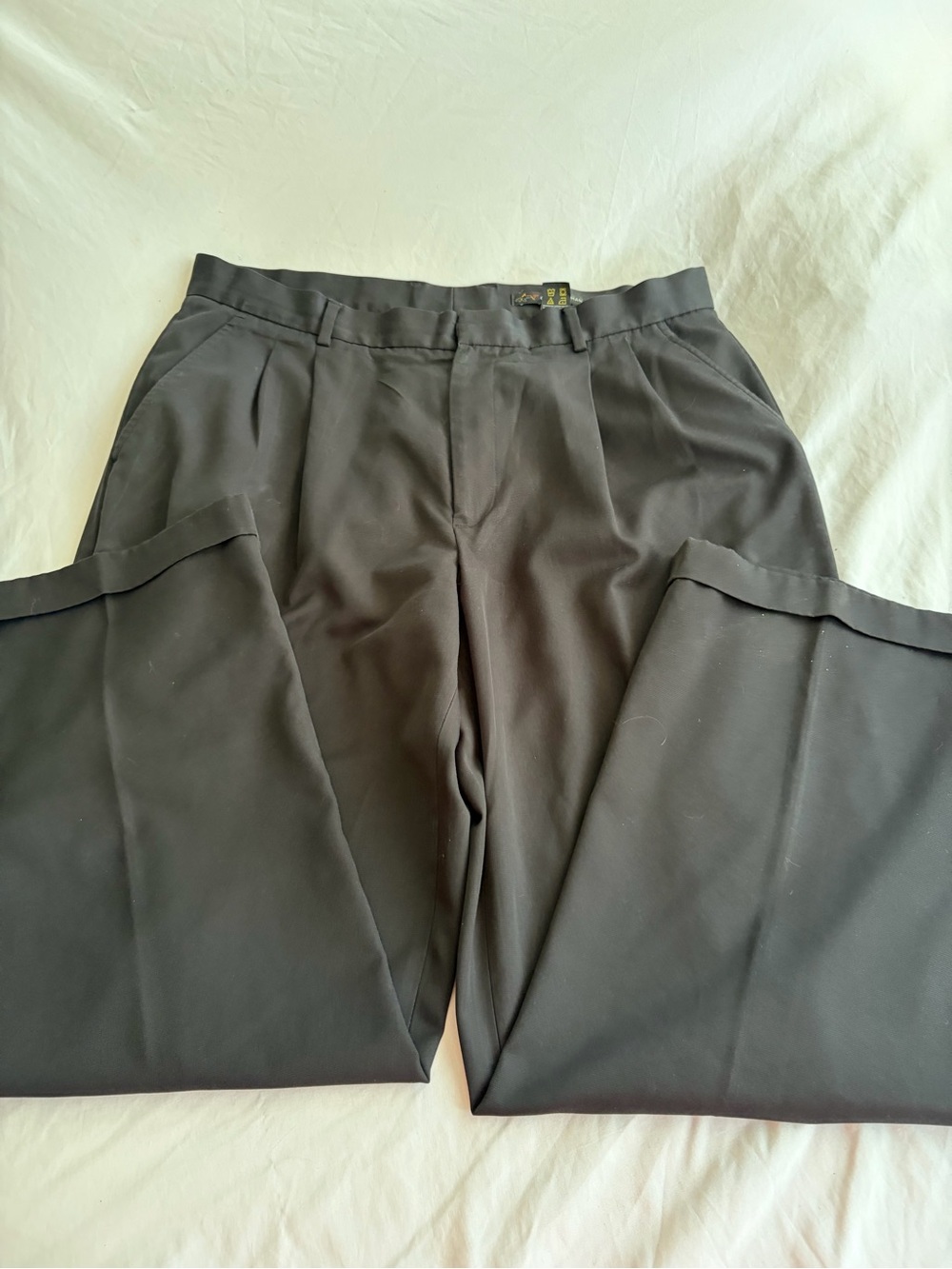 Greg Norman Collection Black Pleated Pants 38x30